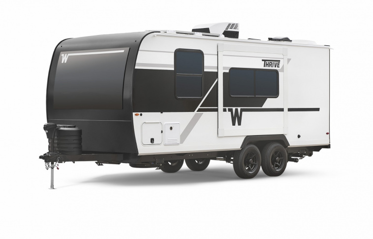 Прицеп-дача караван Winnebago Thrive, обзор серии | Фото, цены, технические характеристики